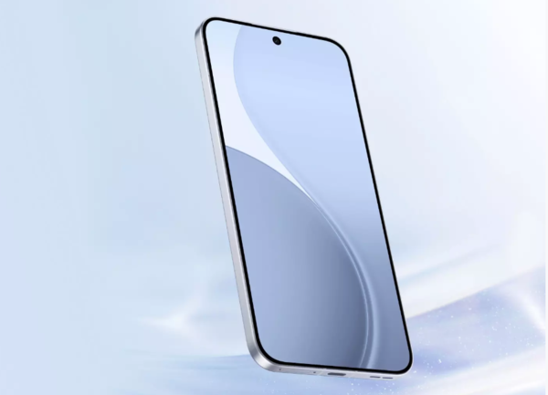 OPPO Reno14系列今日开售 全系标配潜望长焦 2799元起